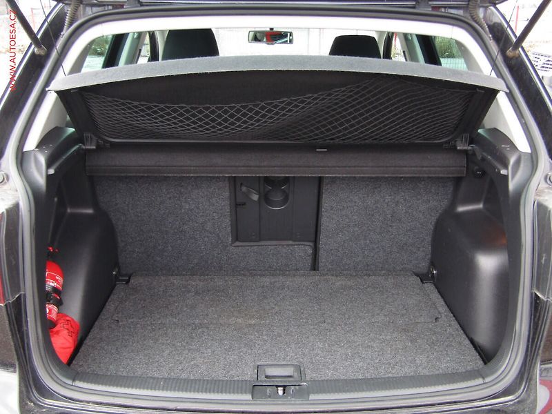 Volkswagen Golf Plus (2011) 1.6 TDi, AC - fotka 7 z 18