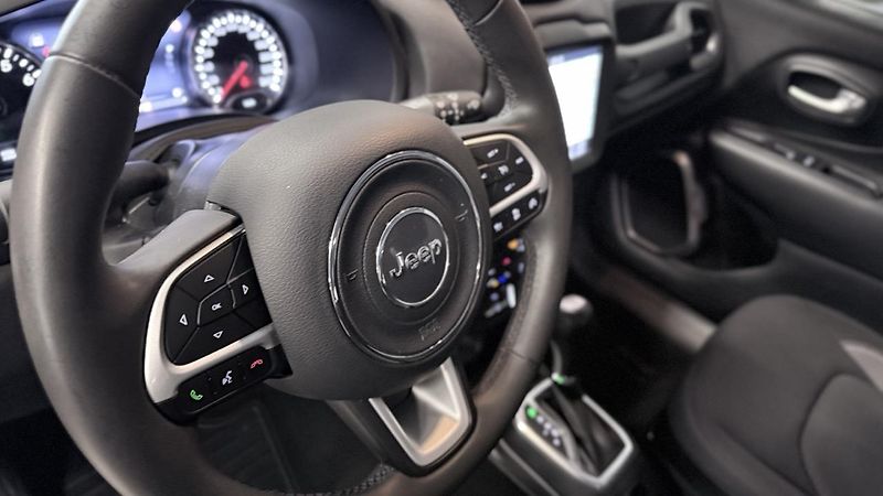 Jeep Renegade (2022) 1.5 T4 MHEV,LIMITED,ZÁRUKA - fotka 21 z 30