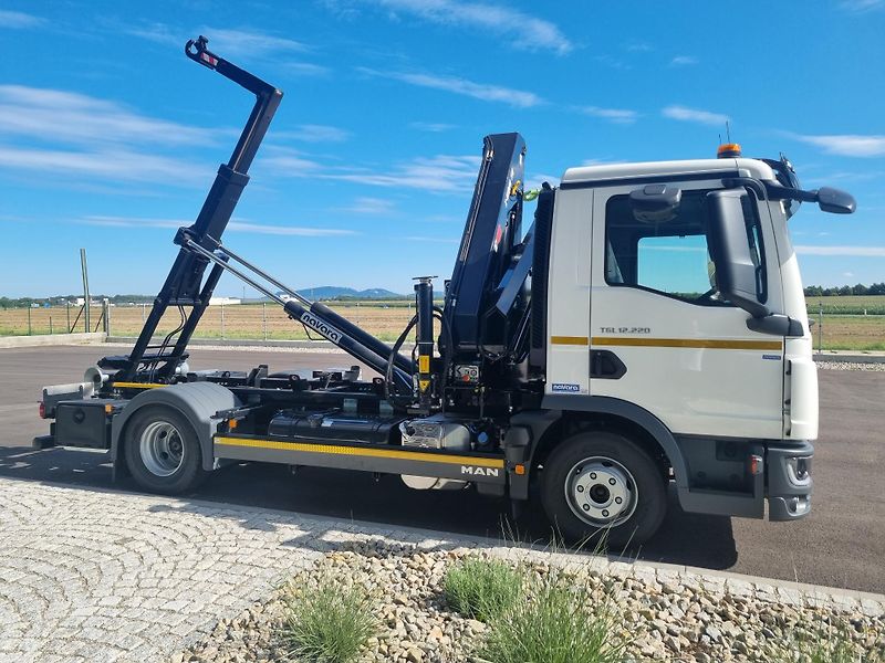 MAN TGL 12.220 HIAB + KONTEJNER 6T - fotka 4 z 8