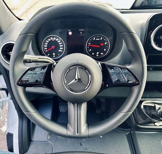 Mercedes-Benz Sprinter (2025) 317 KAWA Pro XL - fotka 17 z 26