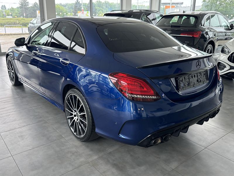 Mercedes-Benz Třídy C (2019) C200 4M AMG LED PANORAMA - fotka 5 z 29