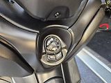 Yamaha X-Max 300 (2018) - náhled 17