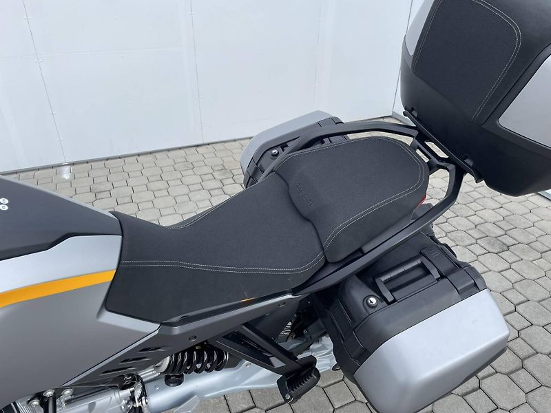 Moto Guzzi (2026) V100 Stelvio ARAS E5+ - fotka 12 z 16