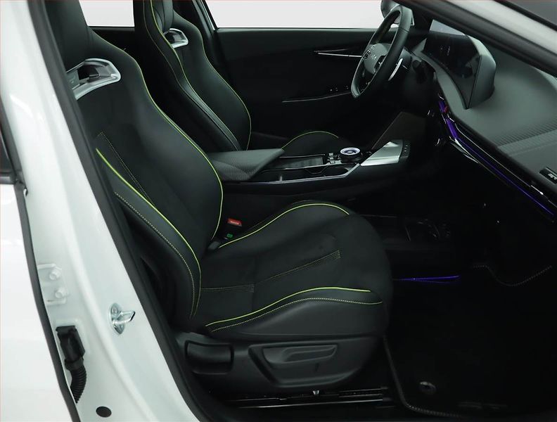 Kia EV6 (2023) GT AWD 77.4 kWh, SoH 99% - fotka 9 z 19