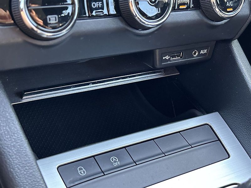 Škoda Octavia (2017) 1.8 TSI Ambition + - fotka 18 z 27