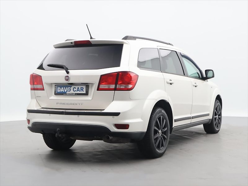 Fiat Freemont 2,0 MJT Aut. AWD CZ 7Míst Kůže - fotka 5 z 26