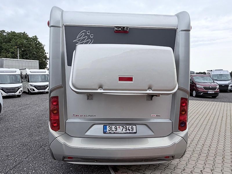 Knaus (2011) Sun Liner R12 - fotka 4 z 32