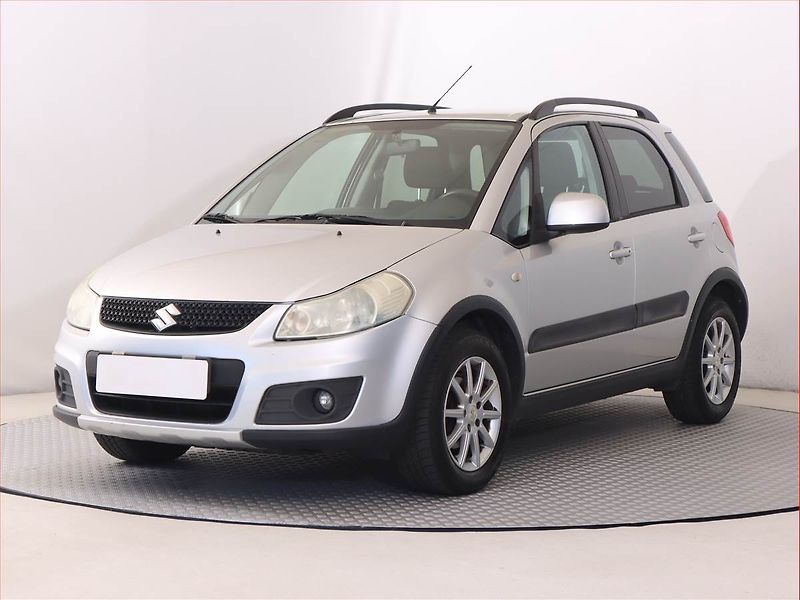Suzuki SX4 (2010) 1.6 VVT, Serv.kniha, po STK - fotka 2 z 16