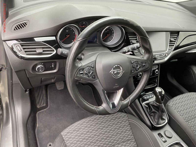 Opel Astra (2017) 1.4 T, Dynamic, LED, navi, TZ - fotka 12 z 19