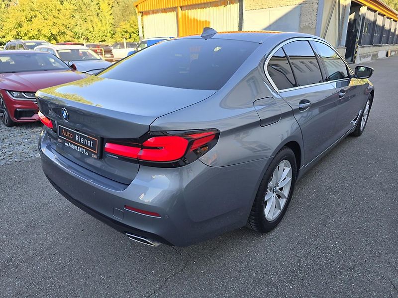 BMW Řada 5 530d 210kW XDRIVE HEADup - DPH - fotka 4 z 53