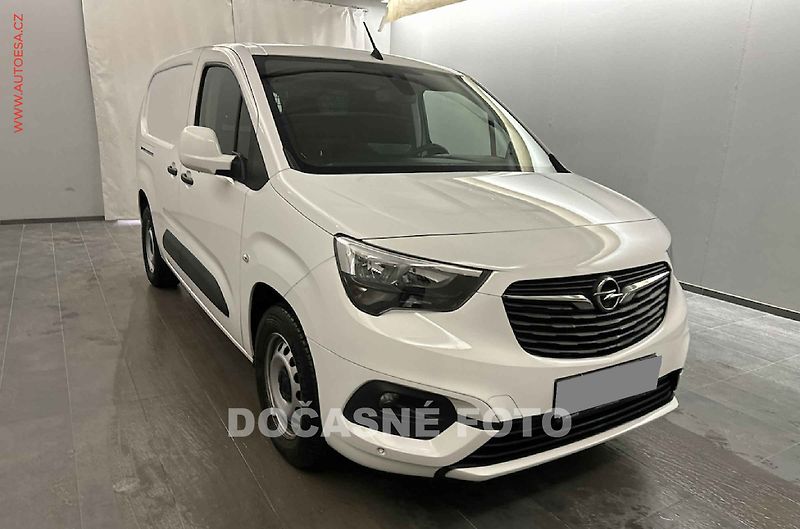 Opel Combo (2021) 1.5CDTi MAXi, 96kW, navi - fotka 1 z 9