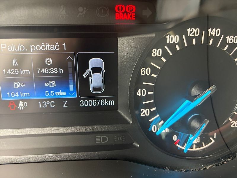 Ford Mondeo - fotka 16 z 17