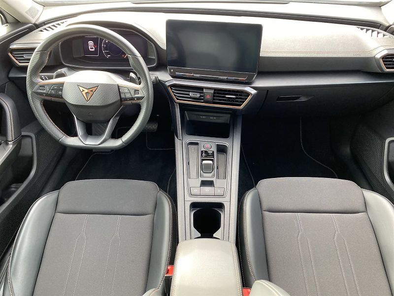 Cupra Formentor (2024) 1.5 TSI DSG - fotka 5 z 36