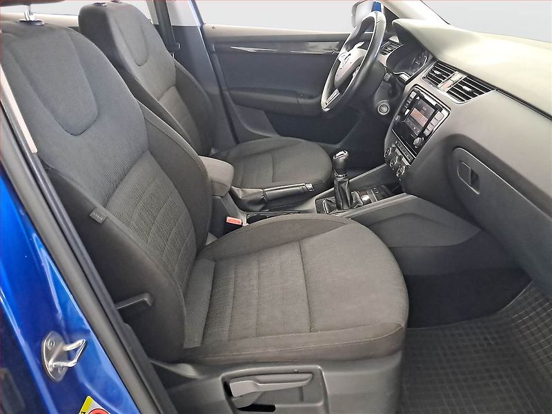 Škoda Octavia (2013) Style 1.6 TDI, Tempomat - fotka 9 z 15