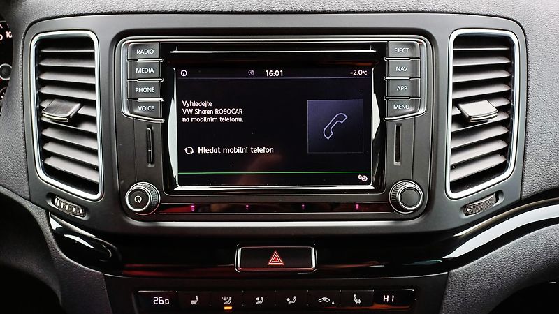 Volkswagen Sharan 2.0 TDI 135kW 4Motion HIGHLINE - fotka 46 z 50