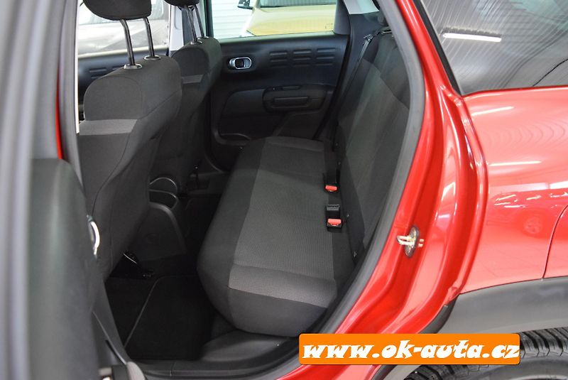 Citroën C3 Aircross 1.2 PT LED FEEL PACK 81 kW-DPH - fotka 12 z 51