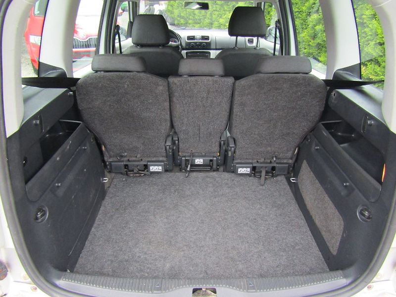 Škoda Roomster (2007) 1.6 16V 77kW - fotka 22 z 36