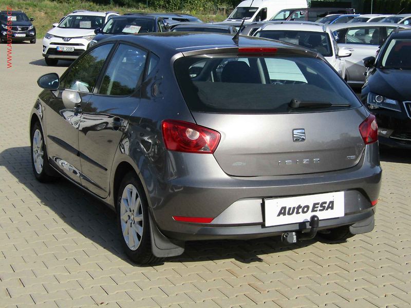 Seat Ibiza (2016) 1.2i, 2.maj,ČR, Xenon, AC, TZ - fotka 6 z 16