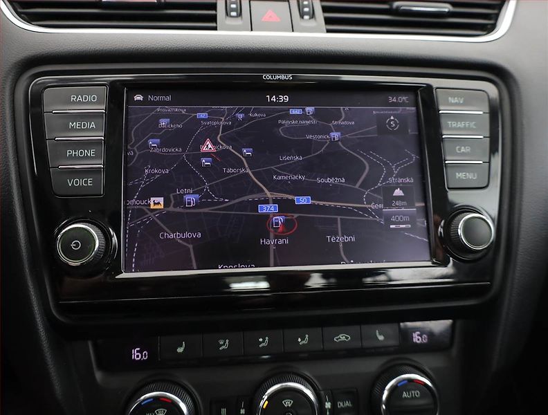 Škoda Octavia (2012) Elegance 2.0 TDI, Automat - fotka 12 z 17