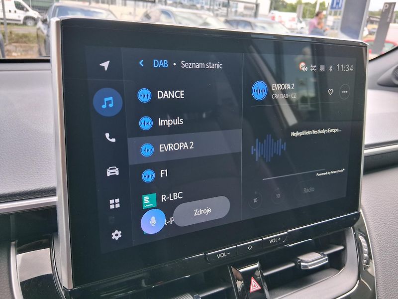 Toyota Corolla Cross EXECU. JBL 2.0 Hyb. 4x4 143 kW - fotka 17 z 36