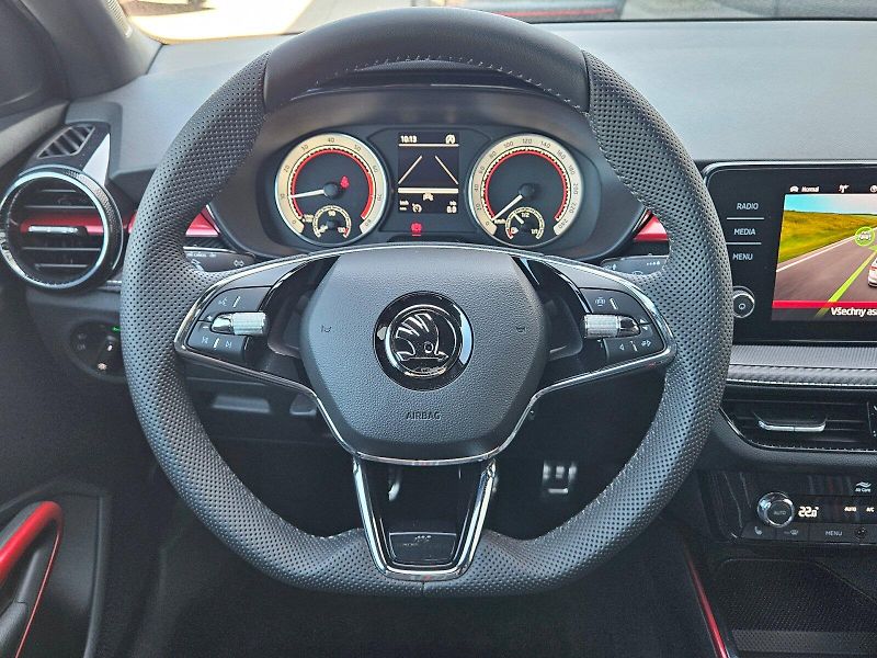 Škoda Fabia (2023) Monte Carlo TSI 81/1.0 M6F - fotka 5 z 27