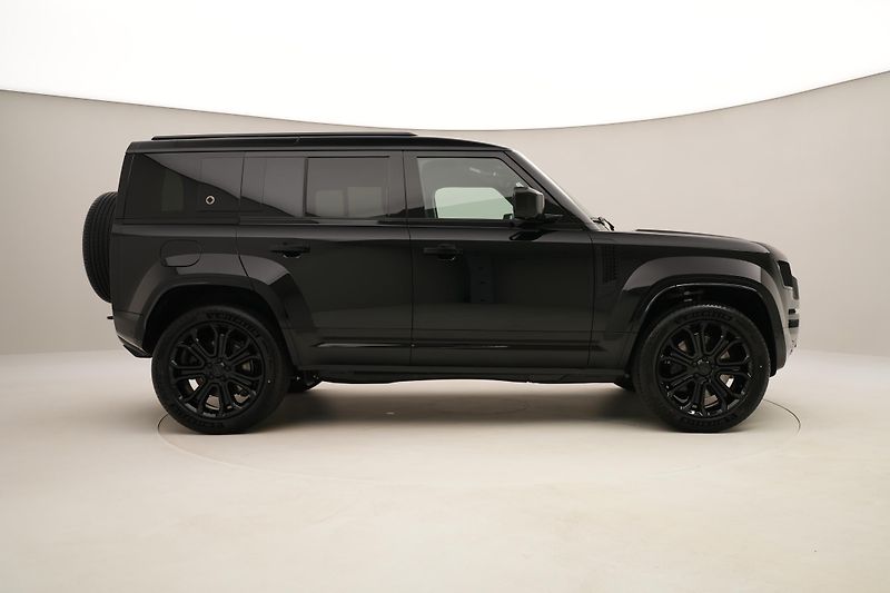 Land Rover Defender (2026) OCTA BLACK AWD AUT - fotka 13 z 82