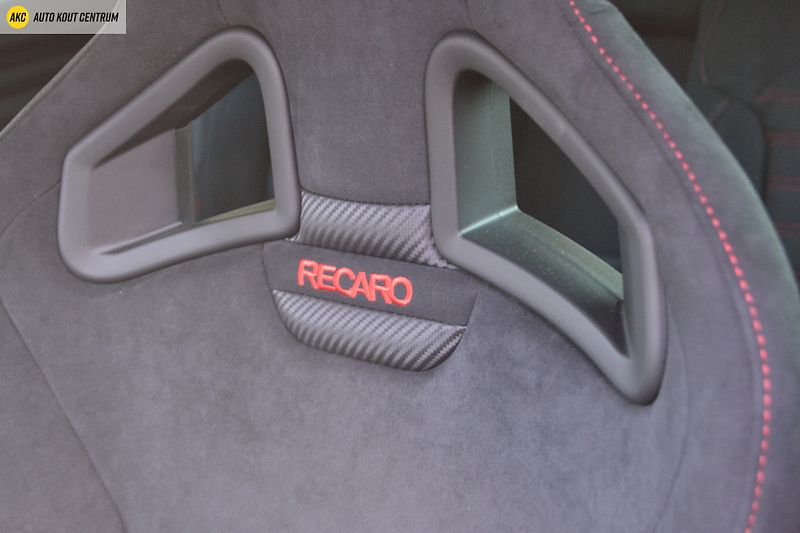 Renault Mégane R.S. TROPHY 1.8TCE 300 EDC - fotka 22 z 67