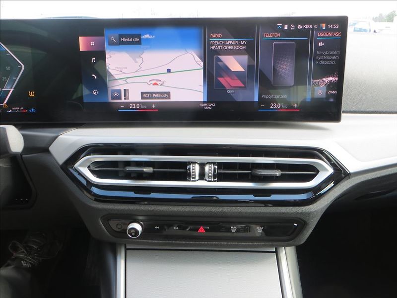 BMW Řada 3 2,0 318i 115kw LED, AUT, ČR - fotka 15 z 24