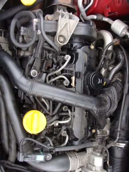 Renault Clio 1.5 DCi, 55 kW, klima, tažné - fotka 19 z 24