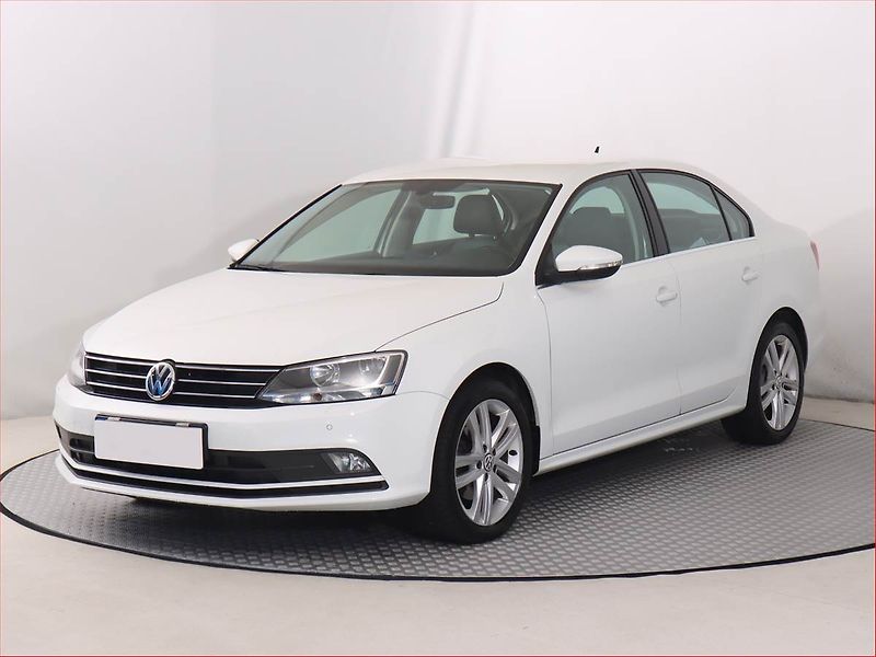 Volkswagen Jetta (2017) 1.4 TSI, Serv.kniha, Tempomat - fotka 2 z 18