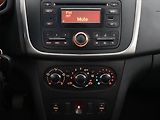 Dacia Sandero (2015) 1.2 16V, Park. senzory - náhled 9