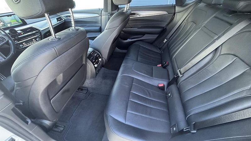 BMW Řada 6 640d xDrive Mpaket DPH - fotka 10 z 21
