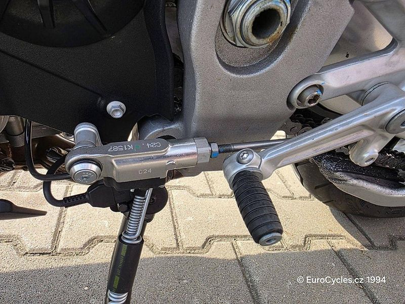 Aprilia Tuono V4 1100 RR (2025) - fotka 18 z 20