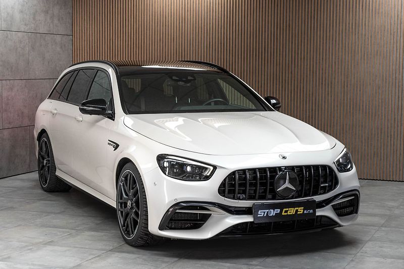 Mercedes-Benz Třídy E E 63 S 4MATIC+ AMG NIGHT*DPH* - fotka 3 z 33