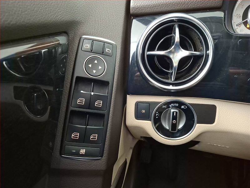 Mercedes-Benz GLK (2013) 350 CDI, 4X4, Automat - fotka 19 z 19