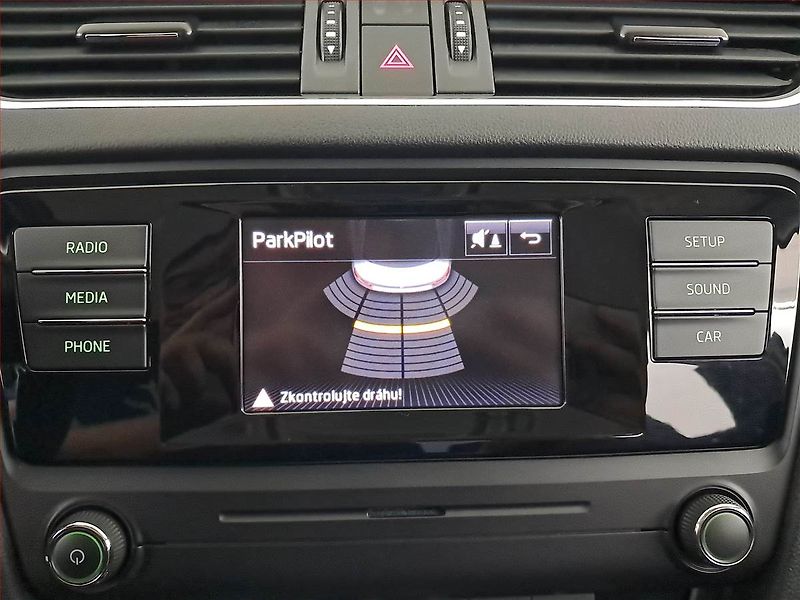 Škoda Octavia (2016) 1.2 TSI, Serv.kniha, Tempomat - fotka 17 z 19