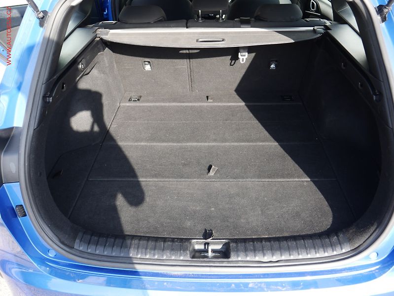 Kia Ceed (2019) 1.6 CRDi, ČR, AC, temp - fotka 7 z 17