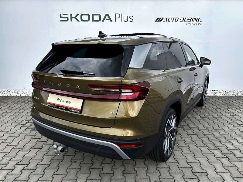 Škoda Kodiaq (2025) 1.5 TSI 150kW iV DSG Exclusive - fotka 2 z 35