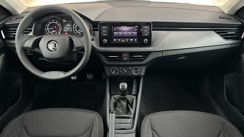 Škoda Scala 1.0 TSI Ambition - fotka 8 z 23
