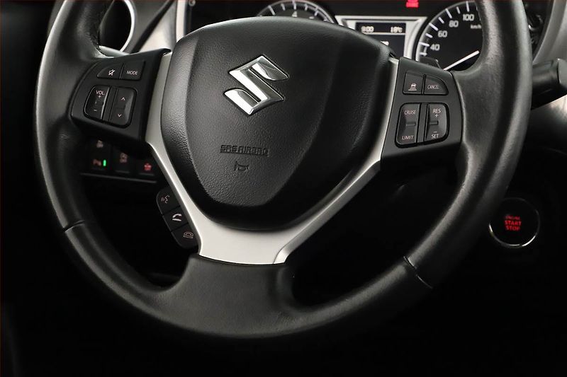 Suzuki Vitara (2015) 1.6 VVT, Automat, ČR,1.maj - fotka 18 z 20