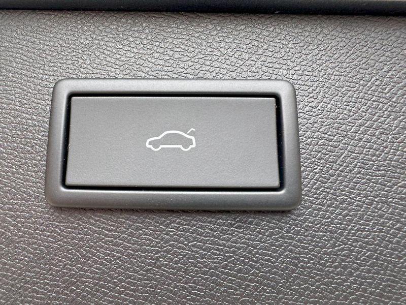 Cupra Formentor (2024) 1,5 TSI 150k DSG  - fotka 11 z 35