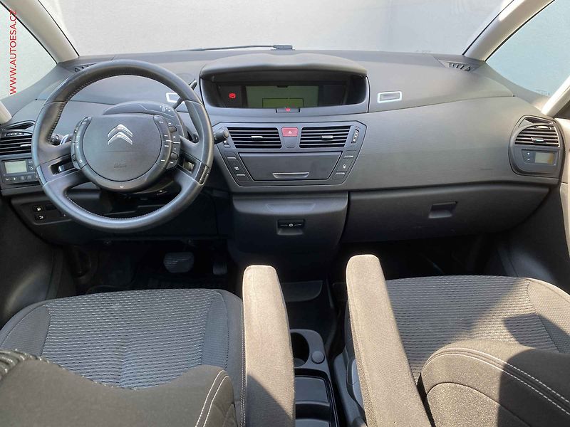 Citroën Grand C4 Picasso (2011) 1.6 HDi, AT, AC, temp - fotka 8 z 15