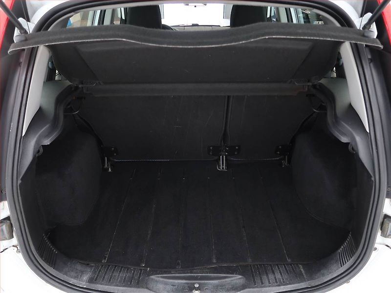 Ford Fusion (2010) 1.4, nová STK, Tažné - fotka 13 z 14