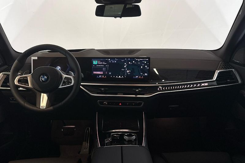 BMW X5 xDrive30d - fotka 7 z 12