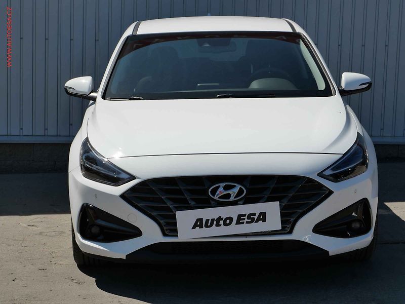 Hyundai i30 (2021) 1.5TGDi - fotka 2 z 22