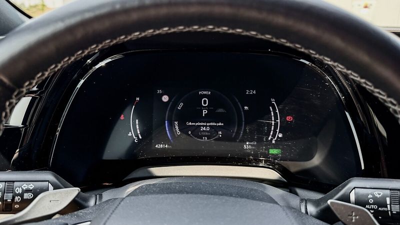 Lexus RX 500h 500H 2,4 HEV F SPORT - fotka 18 z 29