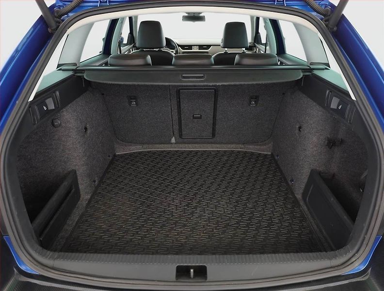 Škoda Octavia (2014) Scout 2.0 TDI, 4X4, Automat - fotka 20 z 21