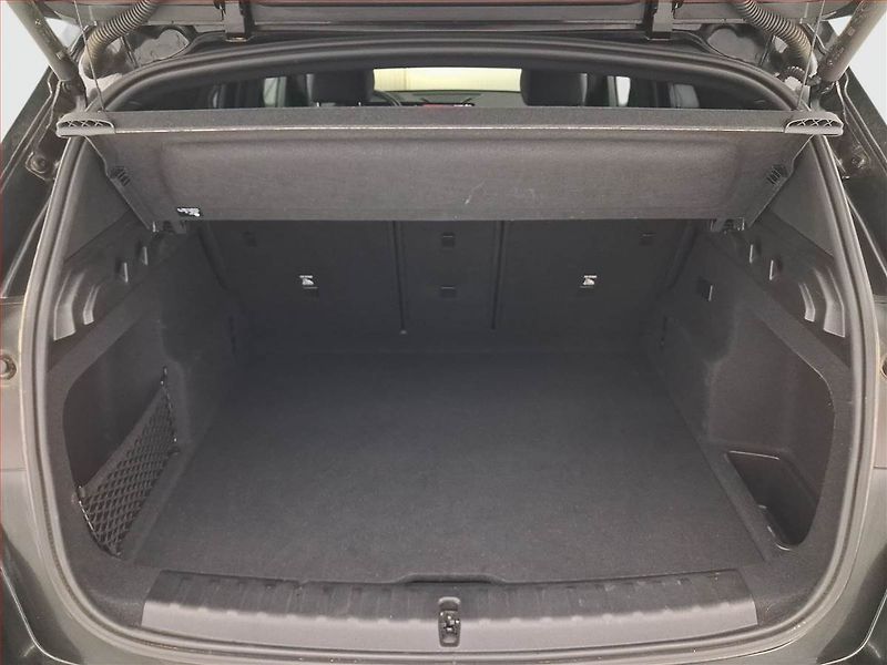 BMW X1 (2024) xDrive30e - fotka 14 z 29