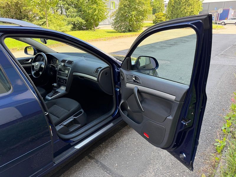 Škoda Octavia 1,4 TSI DSG Elegance  - fotka 15 z 22