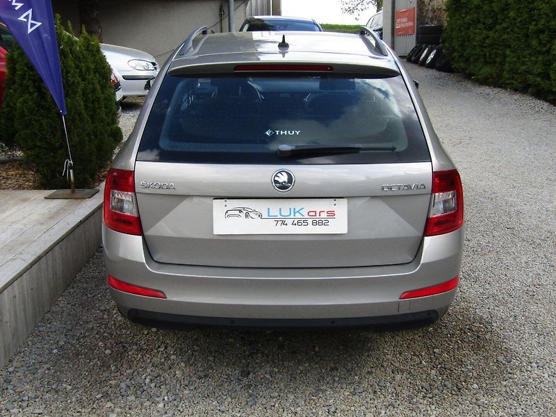 Škoda Octavia (2014) 1.6 TDI 77kW - fotka 12 z 40
